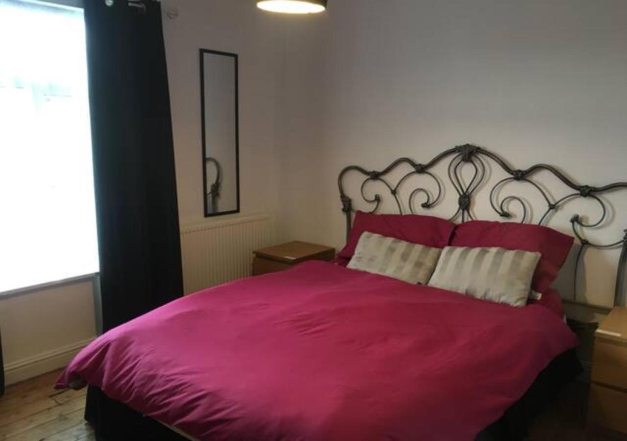 4 Bedroom House For Corporate Stays In 凯特林 外观 照片